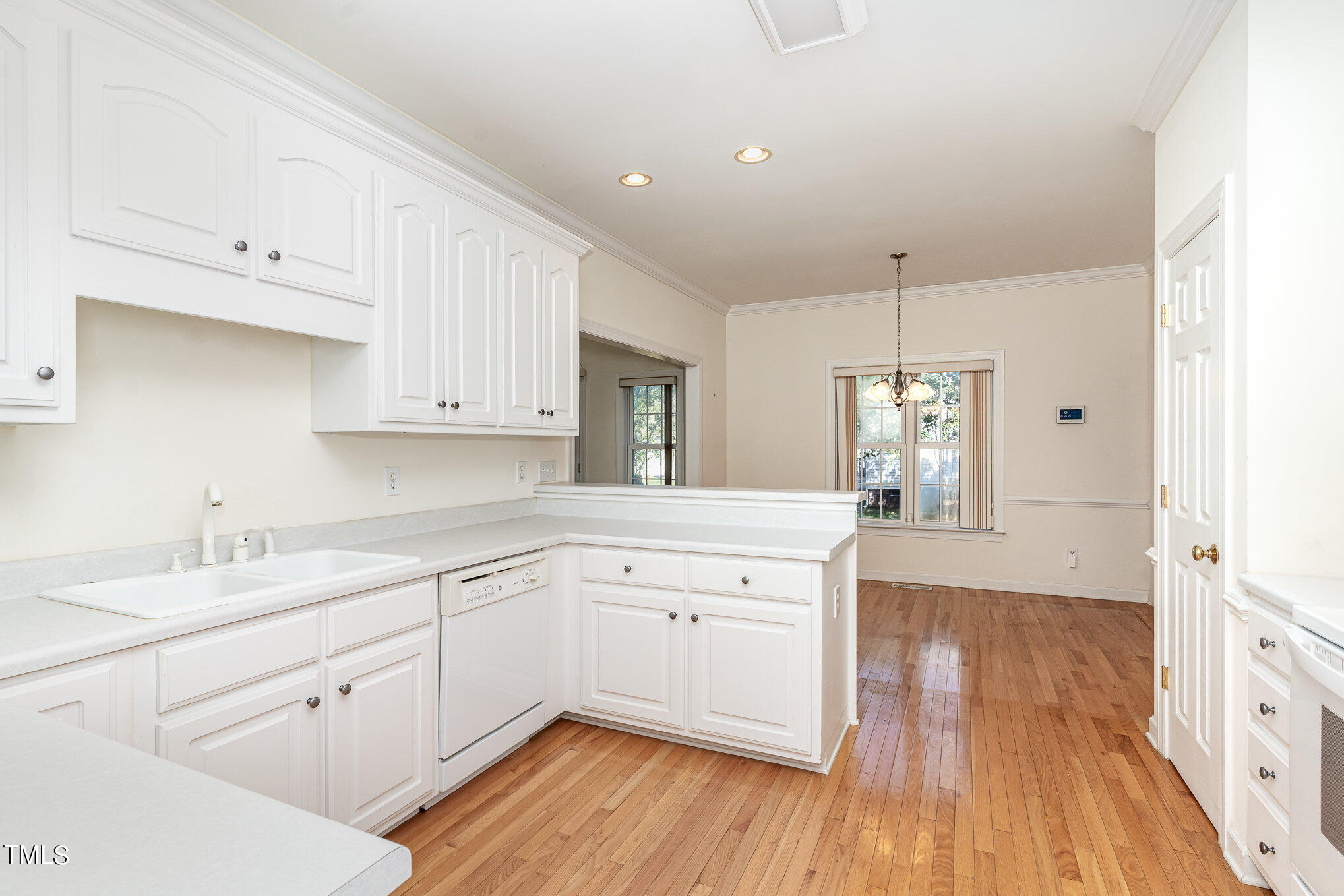 235 Bayhill Drive Smithfield, NC 27577 - Photo 13 of 25 014_dsc00047-edit