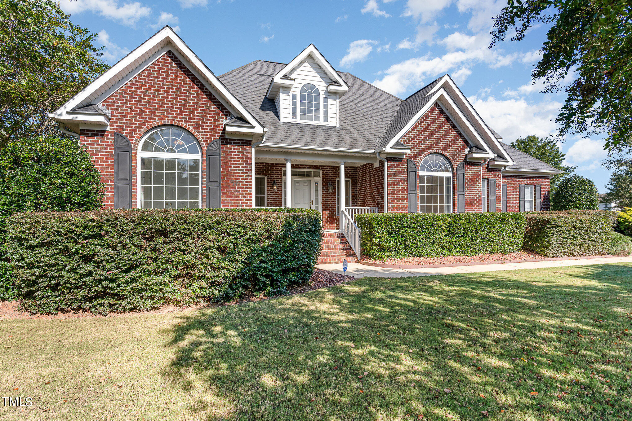 235 Bayhill Drive Smithfield, NC 27577 - Photo 3 of 25 004_dsc00004-edit