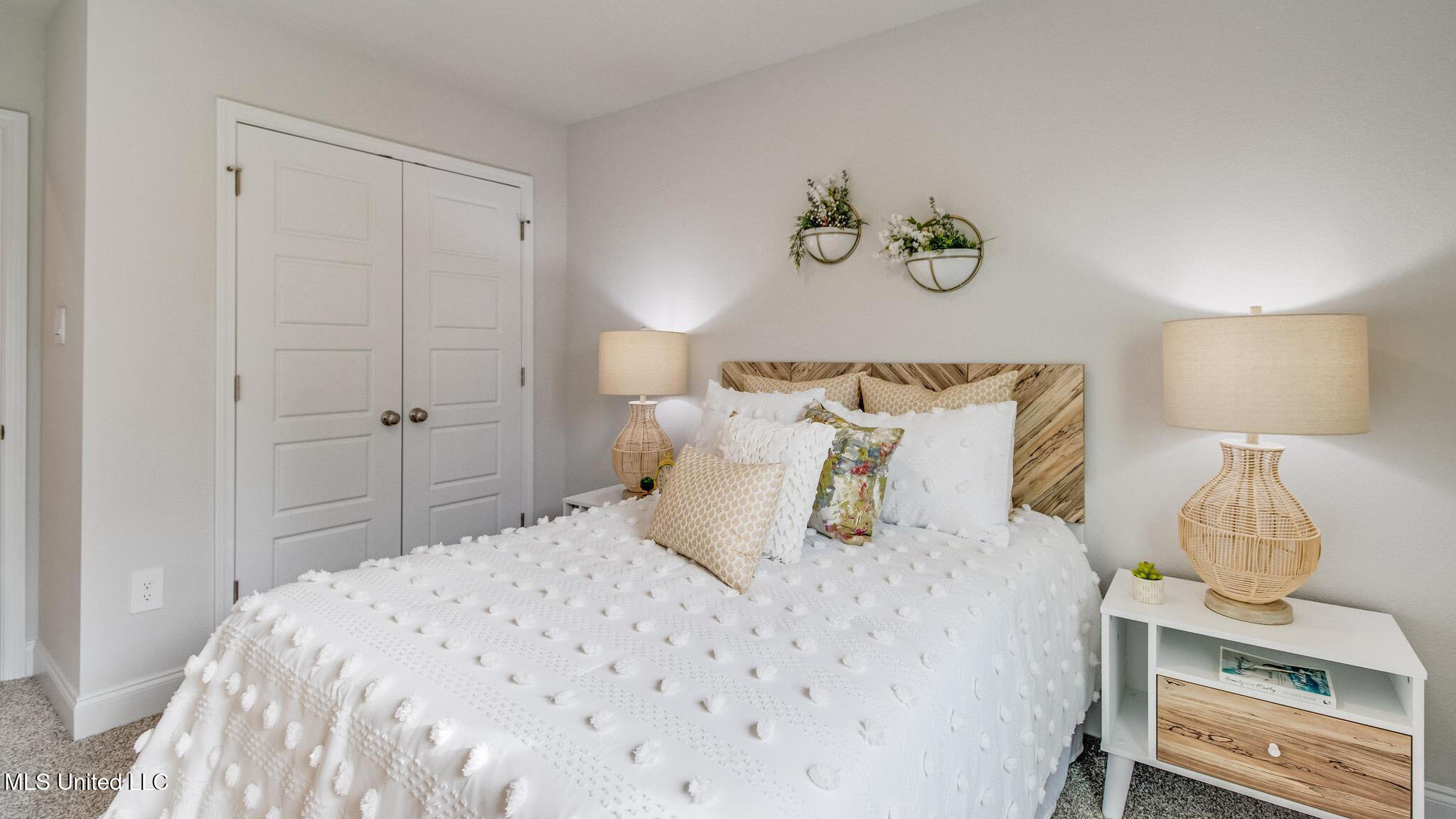 127 Harper Grove Circle Ocean Springs, MS 39564 - Photo 29 of 31 Bedroom