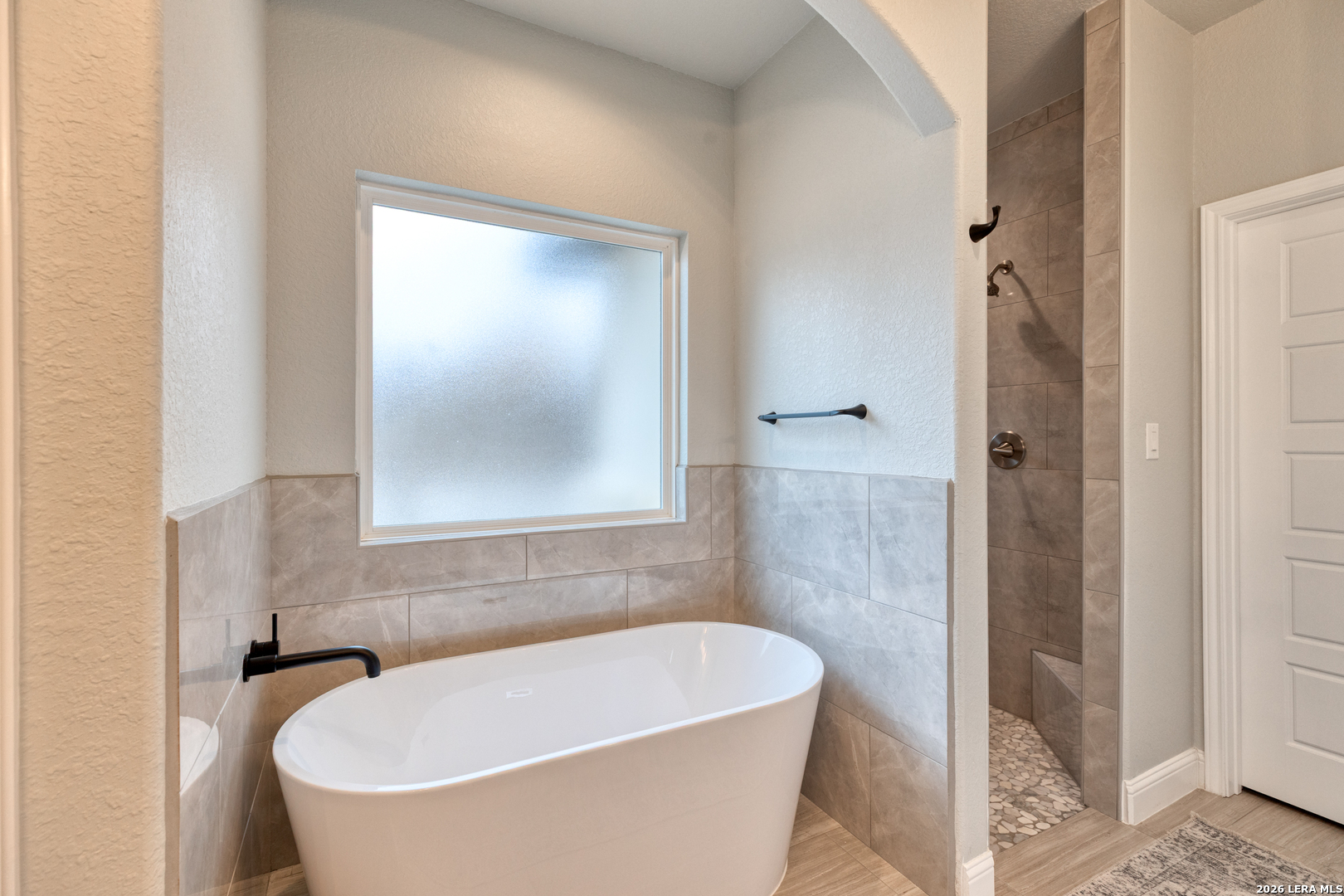 61-acres Crescent Ridge Adkins, TX 78101 - Photo 32 of 40