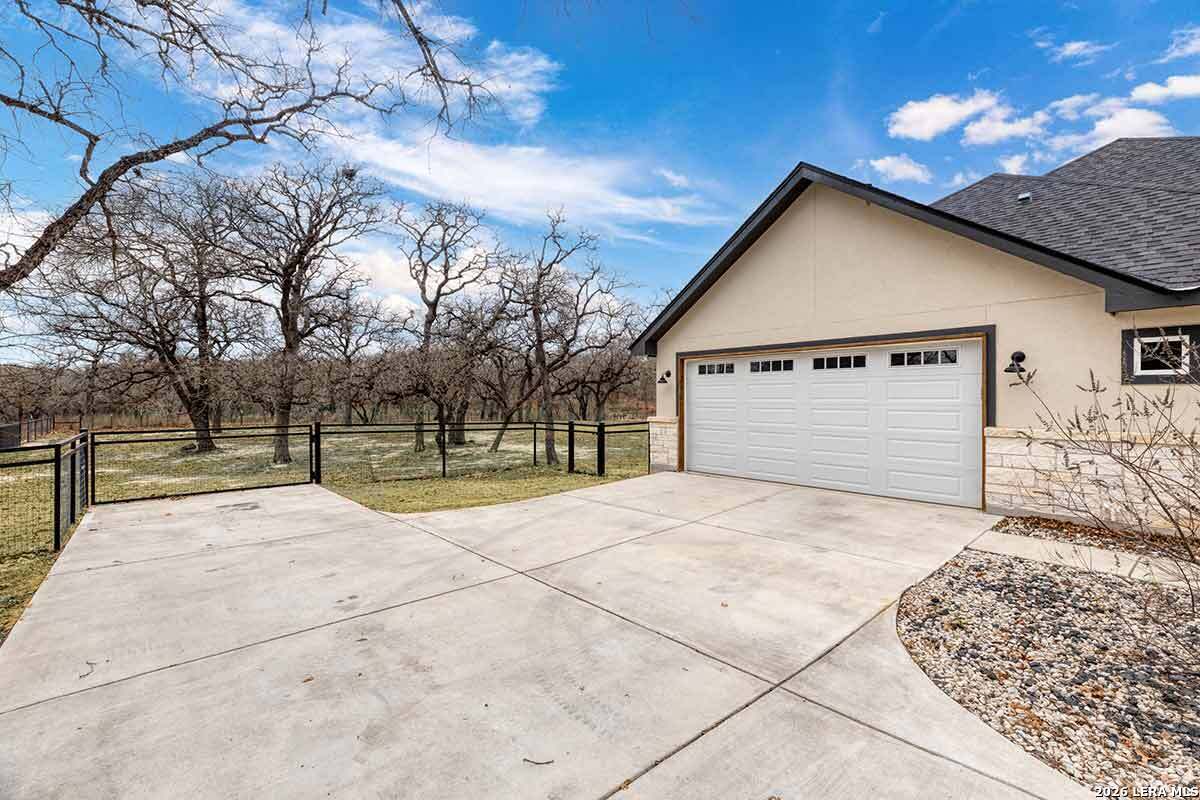 61-acres Crescent Ridge Adkins, TX 78101 - Photo 5 of 40
