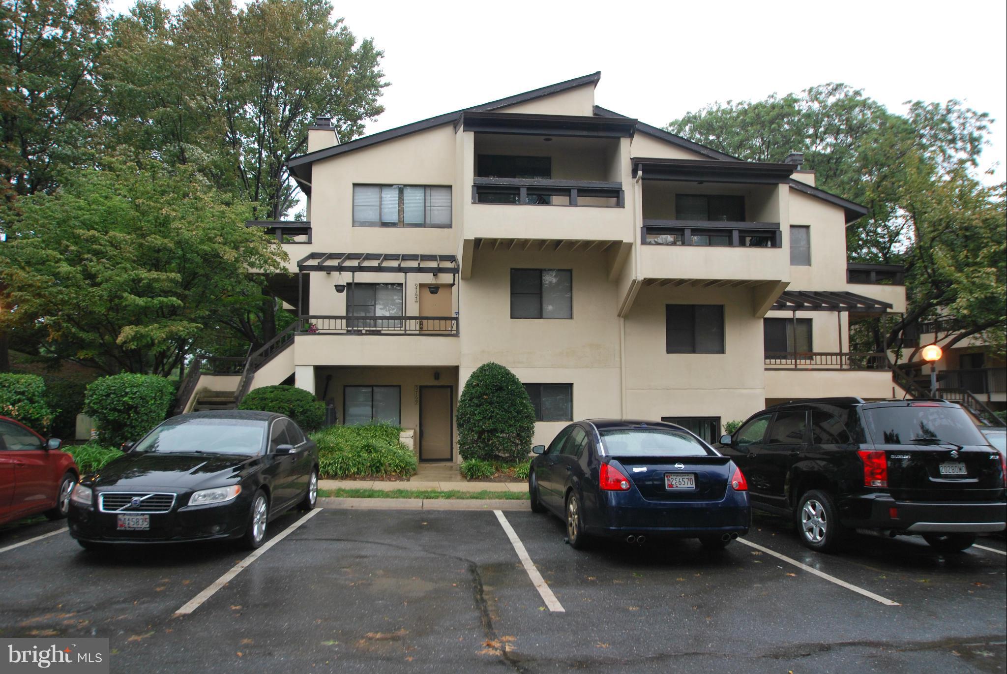 9769 Hellingly Place, Unit 1 Gaithersburg, MD 20886 - Photo 1 of 16 Exterior (Front)