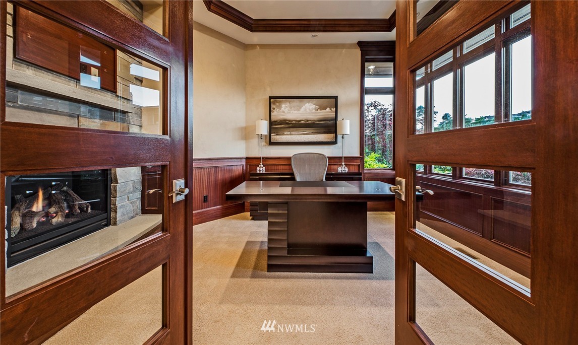920 Belfair Road Bellevue, WA 98004 - Photo 15 of 25 Gallery Image 15