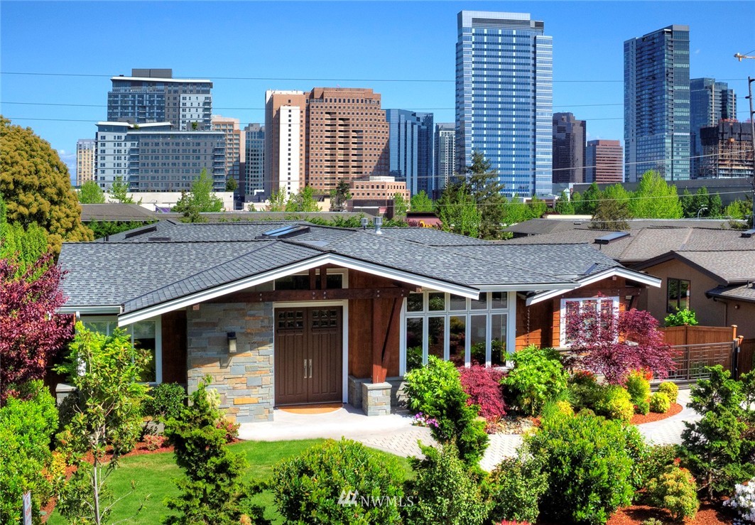 920 Belfair Road Bellevue, WA 98004 - Photo 4 of 25 Gallery Image 4