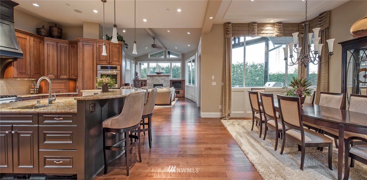 920 Belfair Road Bellevue, WA 98004 - Photo 6 of 25 Gallery Image 6
