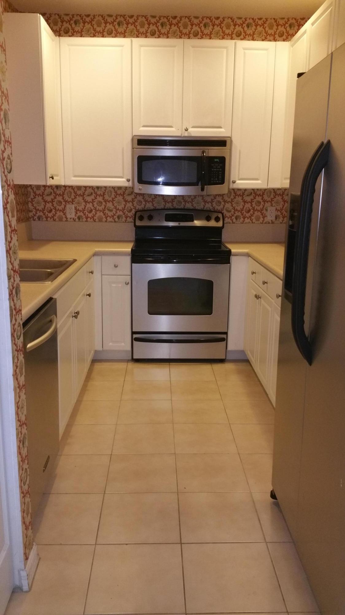 4304 Main Street Jupiter, FL 33458 - Photo 4 of 6 Kitchen