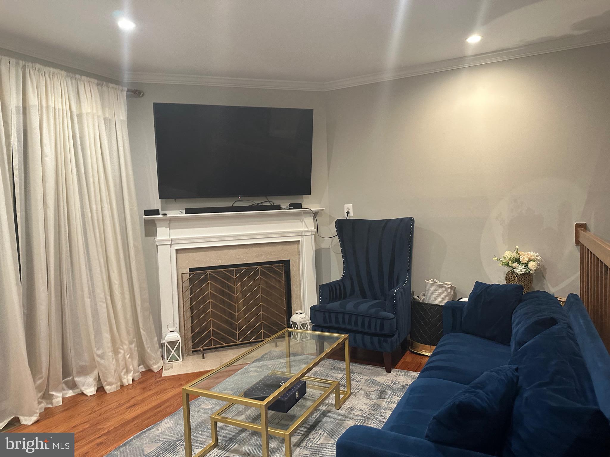 14162 Compton Valley Way Centreville, VA 20121 - Photo 6 of 36