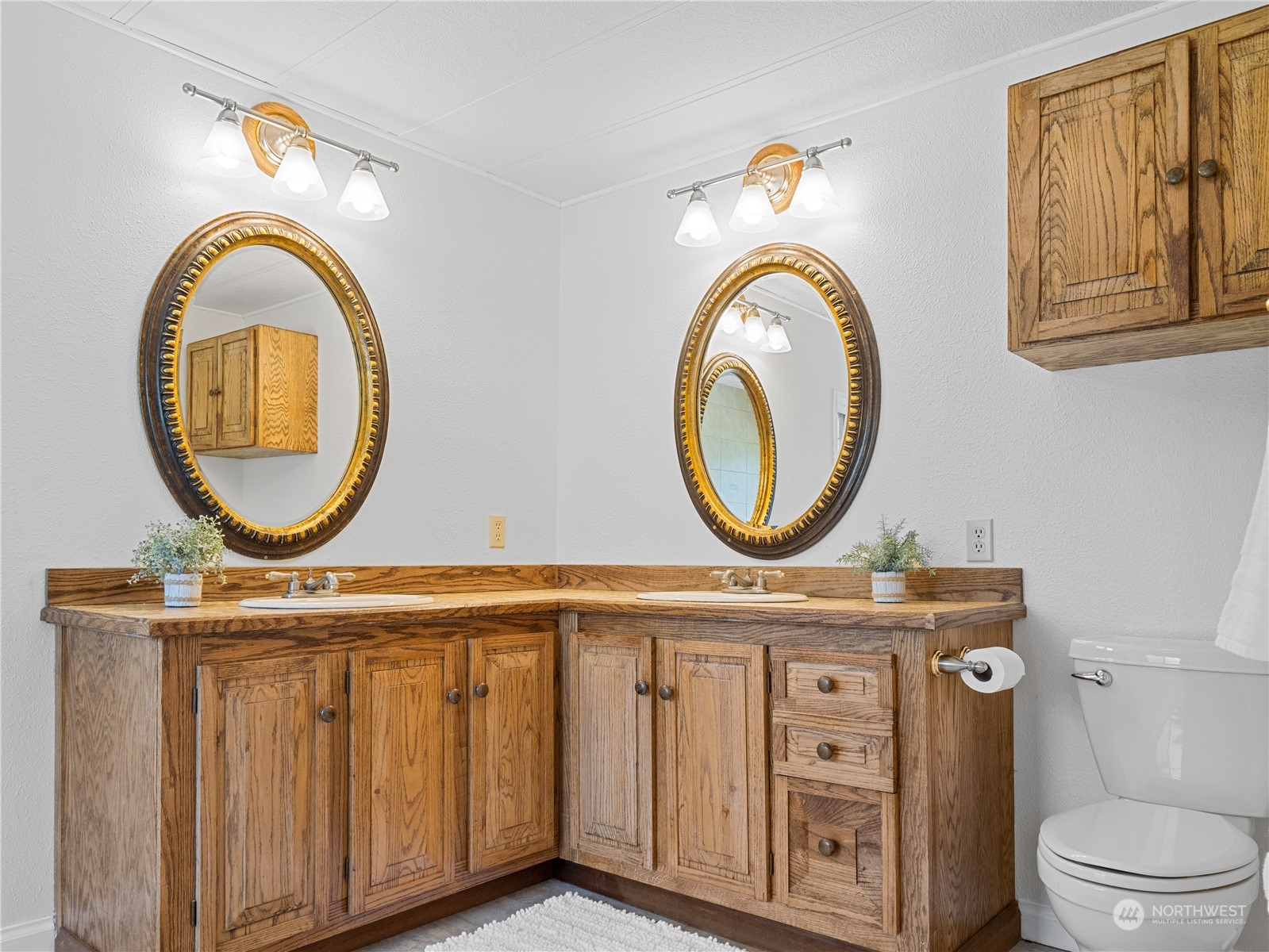 1487 Southwest Andrews Road Port Orchard, WA 98367 - Photo 21 of 38 Gallery Image 21