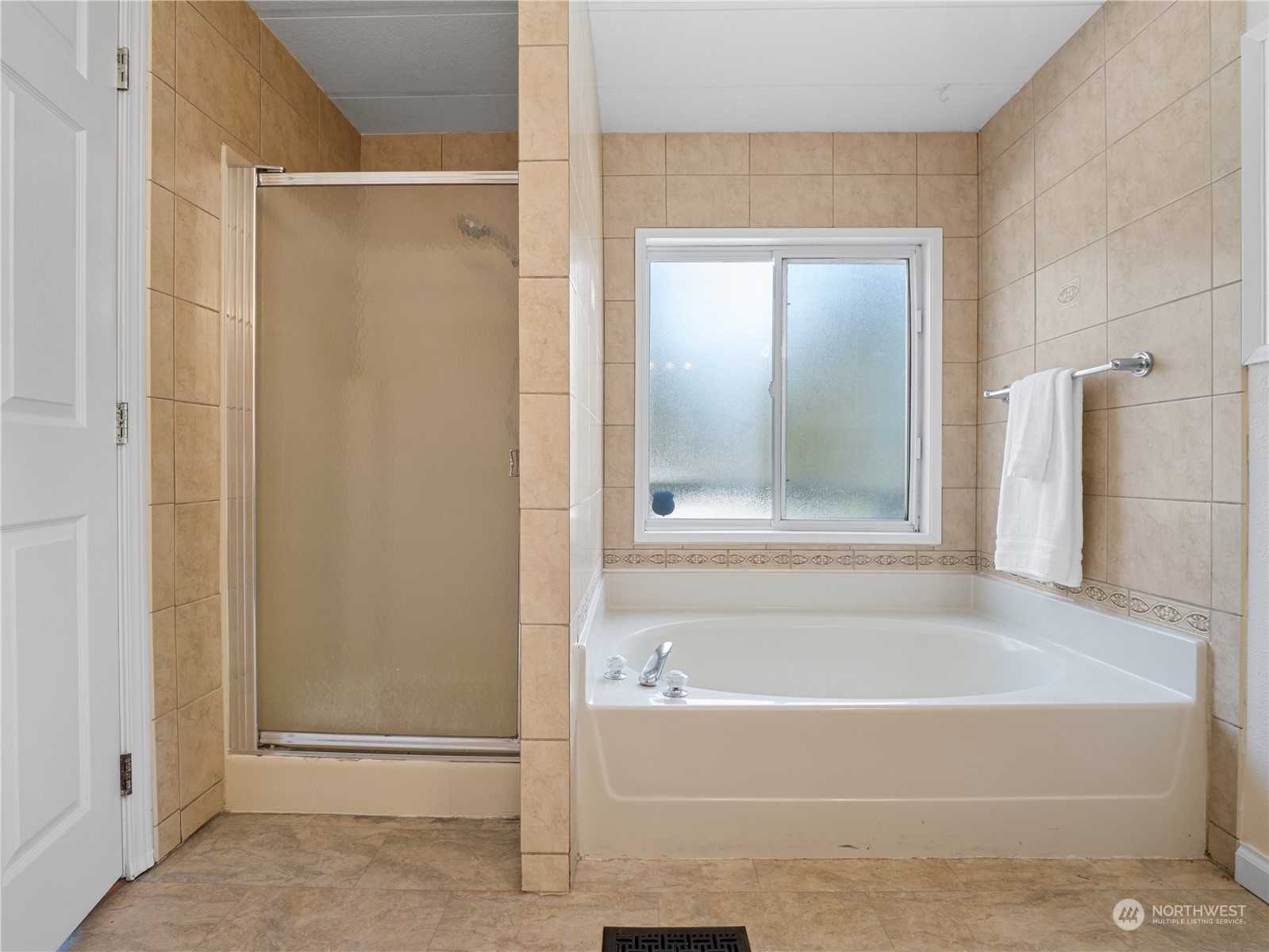 1487 Southwest Andrews Road Port Orchard, WA 98367 - Photo 24 of 38 Gallery Image 24