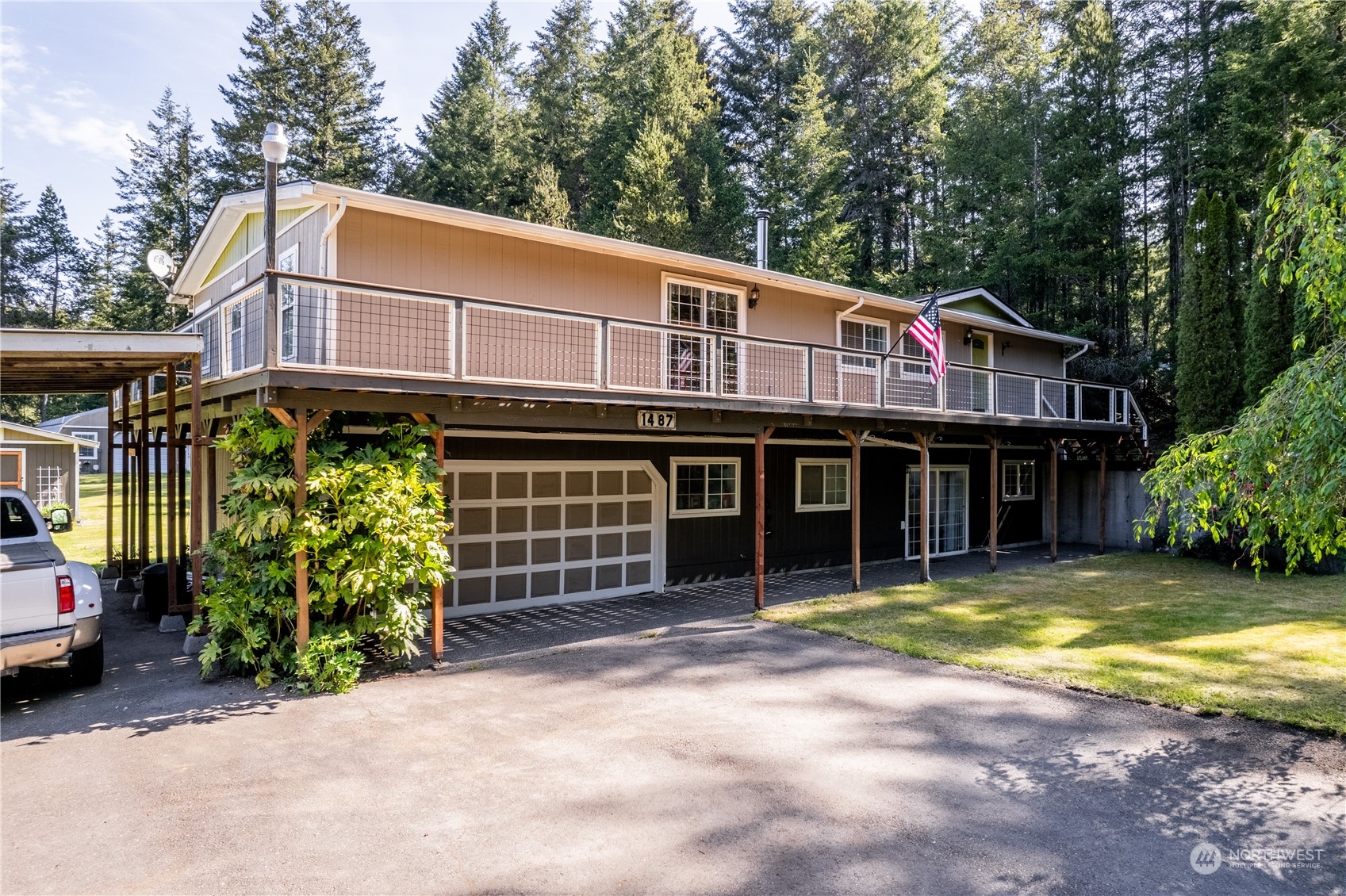 1487 Southwest Andrews Road Port Orchard, WA 98367 - Photo 3 of 38 Gallery Image 3