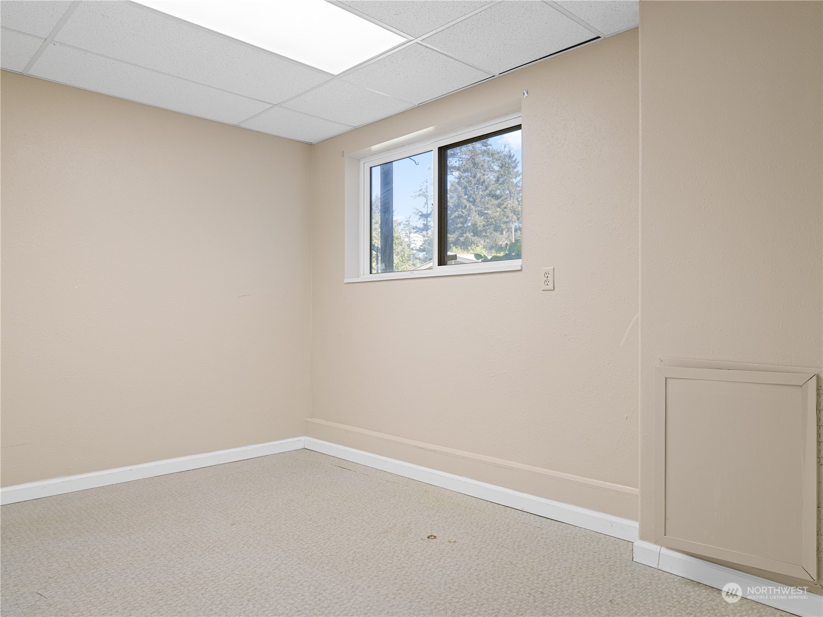 1487 Southwest Andrews Road Port Orchard, WA 98367 - Photo 31 of 38 Gallery Image 31