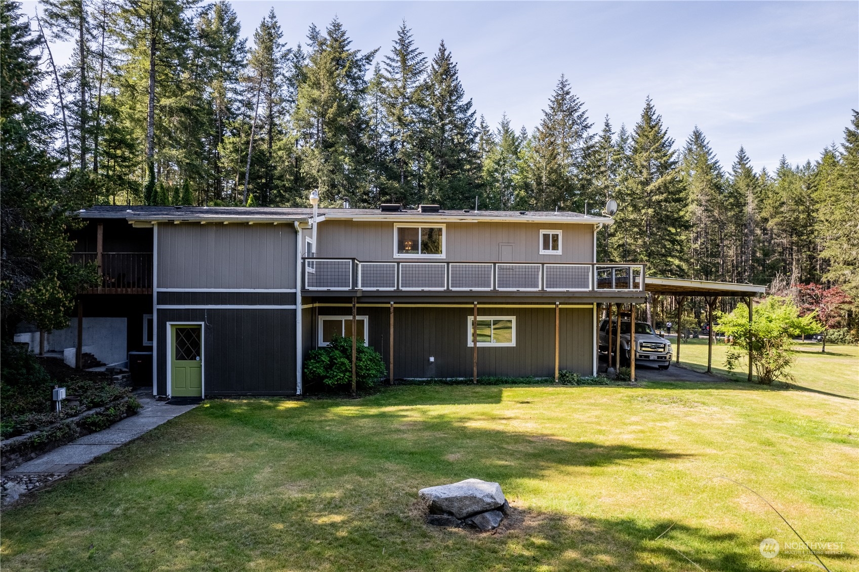 1487 Southwest Andrews Road Port Orchard, WA 98367 - Photo 4 of 38 Gallery Image 4
