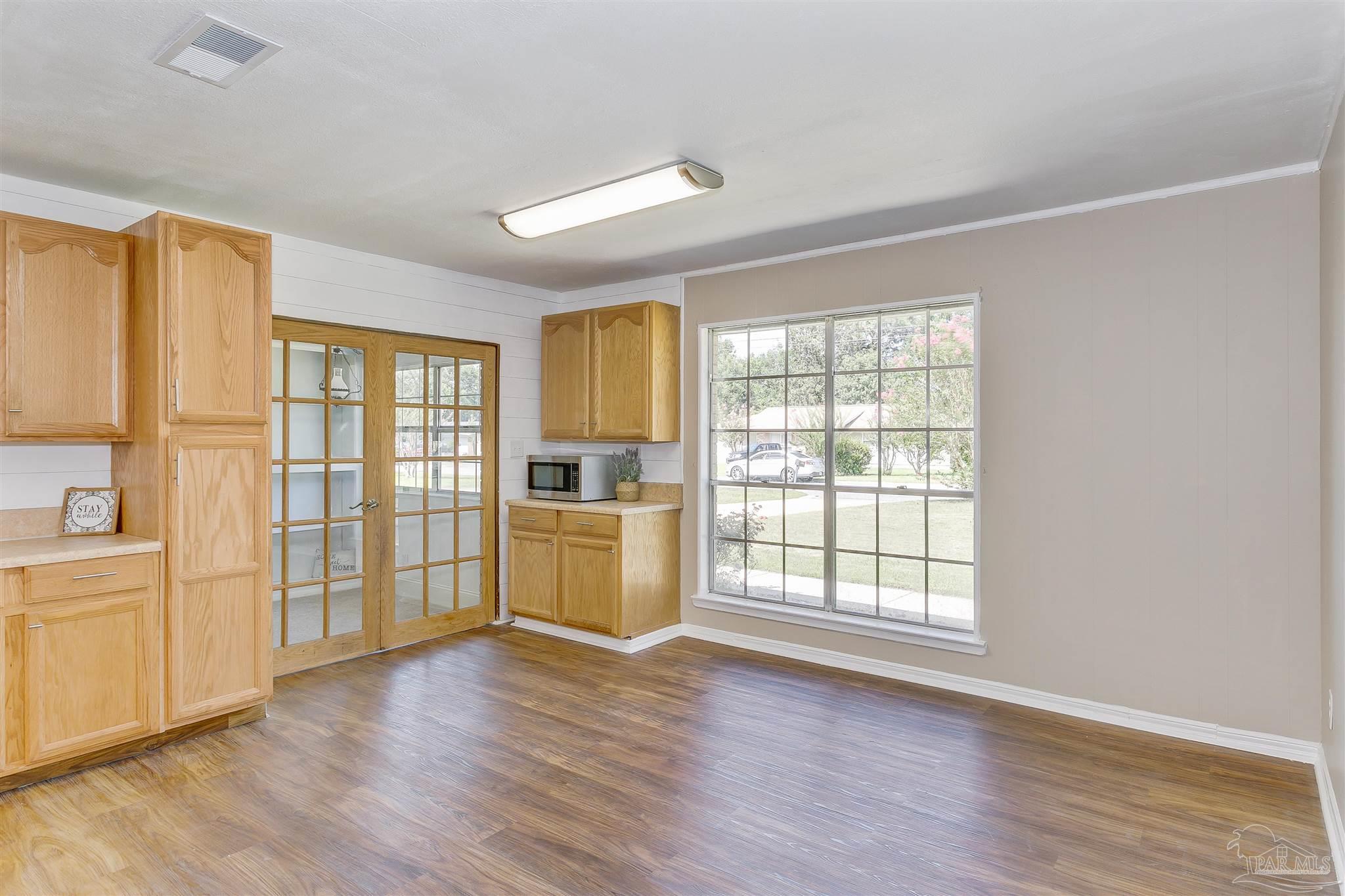 7945 Holgate Road Pensacola, FL 32514 - Photo 10 of 30 Gallery Image 10