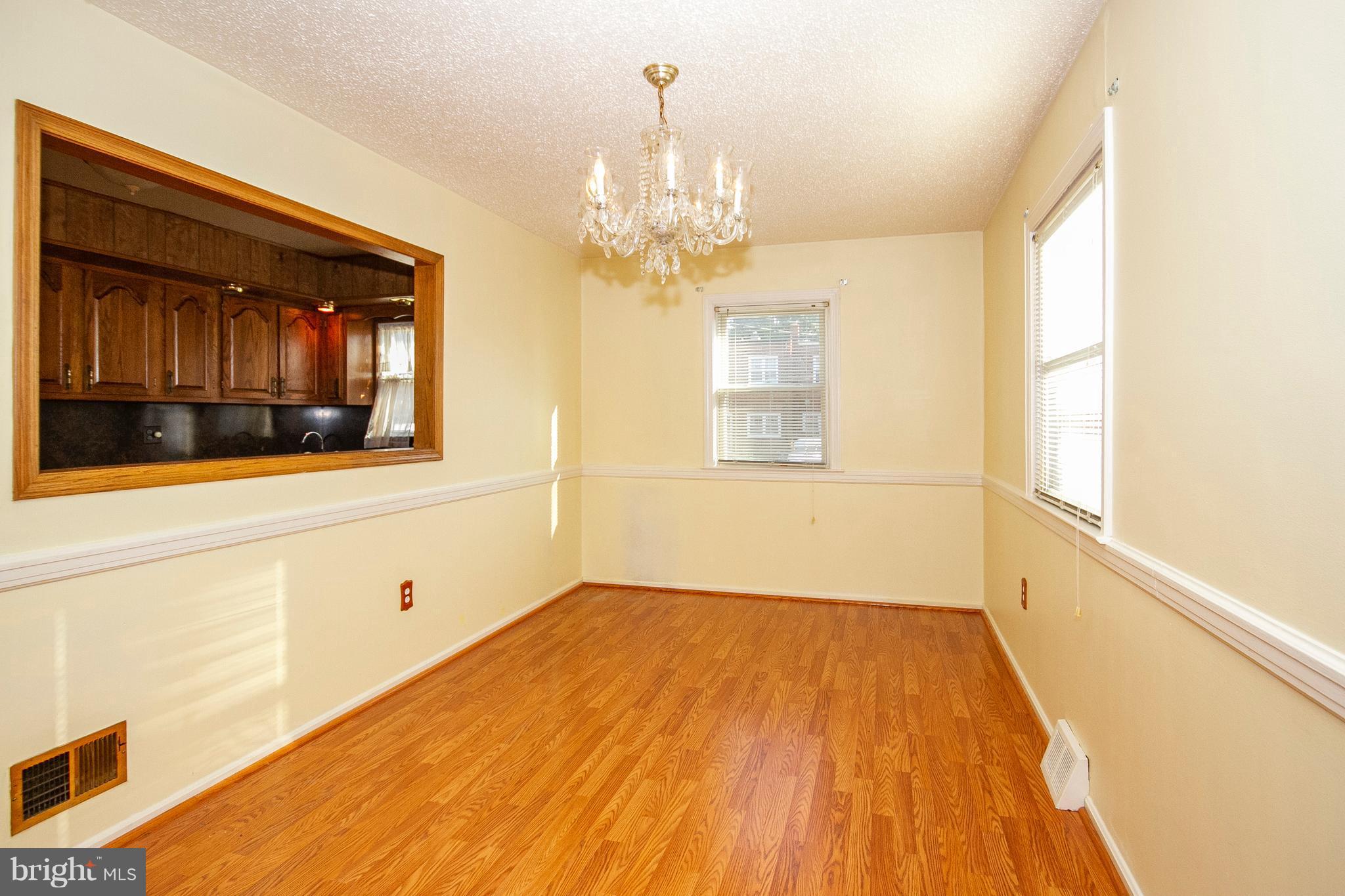 8112 Gray Haven Road Baltimore, MD 21222 - Photo 6 of 24 Dining Room