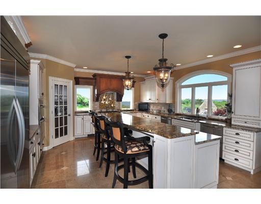 1014 Ocean Road Narragansett, RI 02882 - Photo 7 of 24 Kitchen.