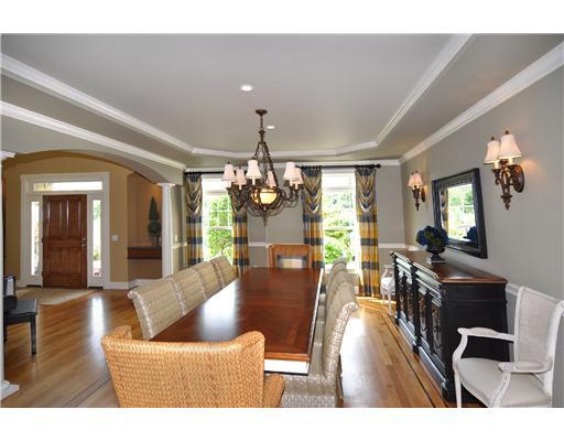 1014 Ocean Road Narragansett, RI 02882 - Photo 8 of 24 Dining Room.