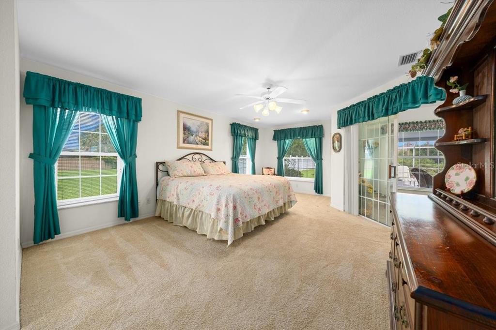 8761 Southwest 52nd Court Ocala, FL 34476 - Photo 24 of 41