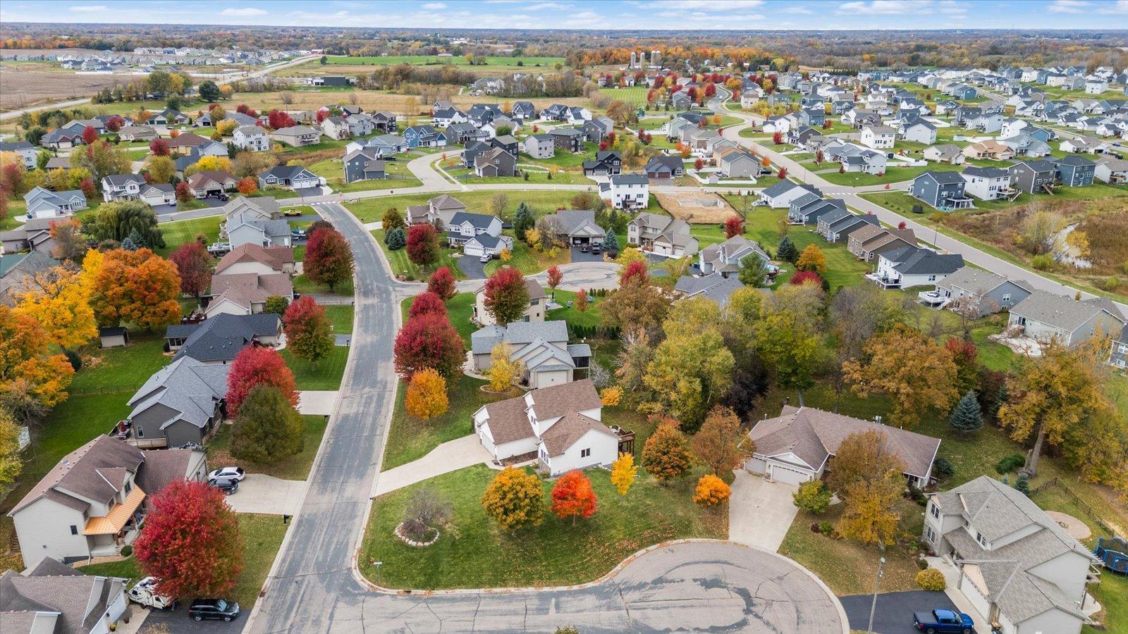 636 Ridgewood Lane Delano, MN 55328 - Photo 3 of 44