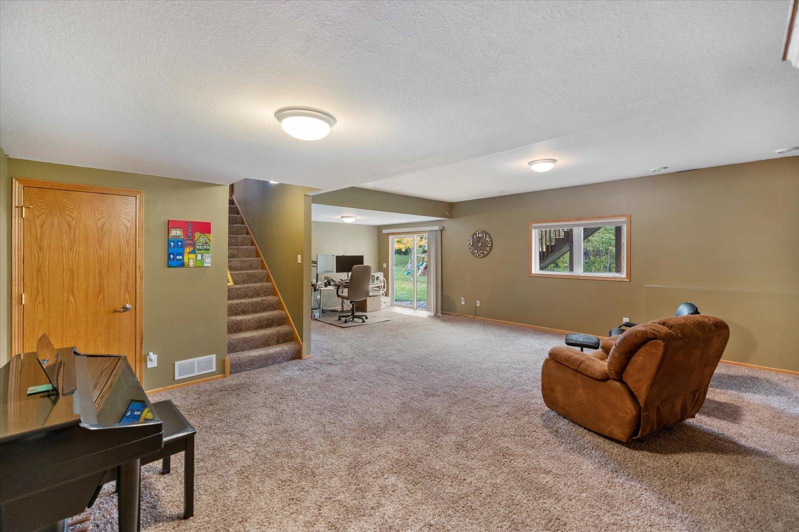 636 Ridgewood Lane Delano, MN 55328 - Photo 33 of 44