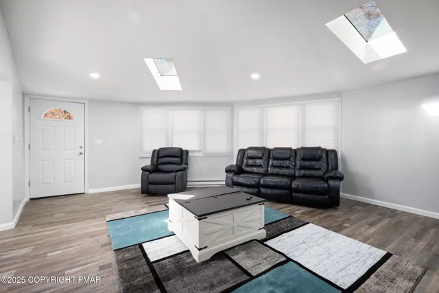 $1,800 | 202 Palomino Place, Tobyhanna, PA 18466