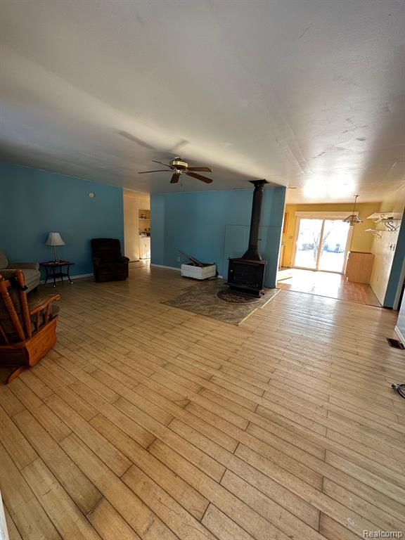16205 Burt Road Allenton, MI 48002 - Photo 3 of 14