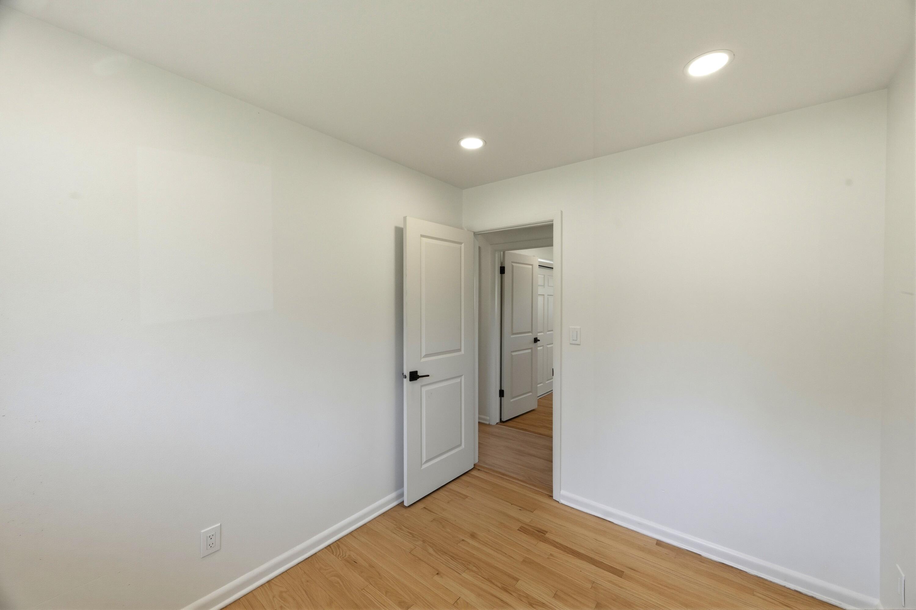 1100 Alfred Street Brookfield, WI 53005 - Photo 13 of 23 bed