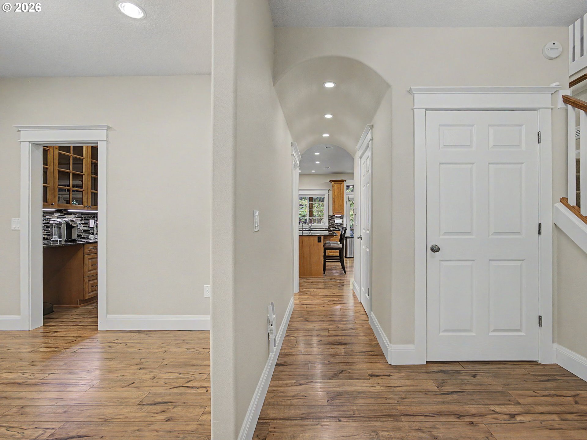 64100 East Relton Road Rhododendron, OR 97049 - Photo 5 of 48 Entrance/Foyer