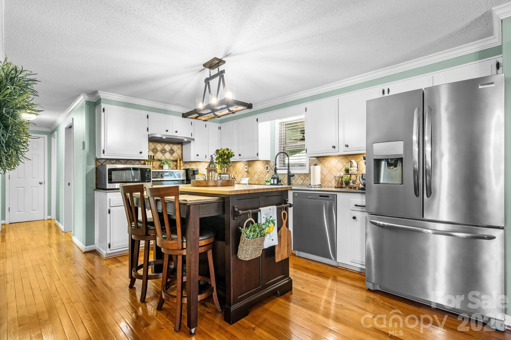 4091 Little Mountain Road Newton, NC 28658 - Photo 12 of 29 Gallery Image 12
