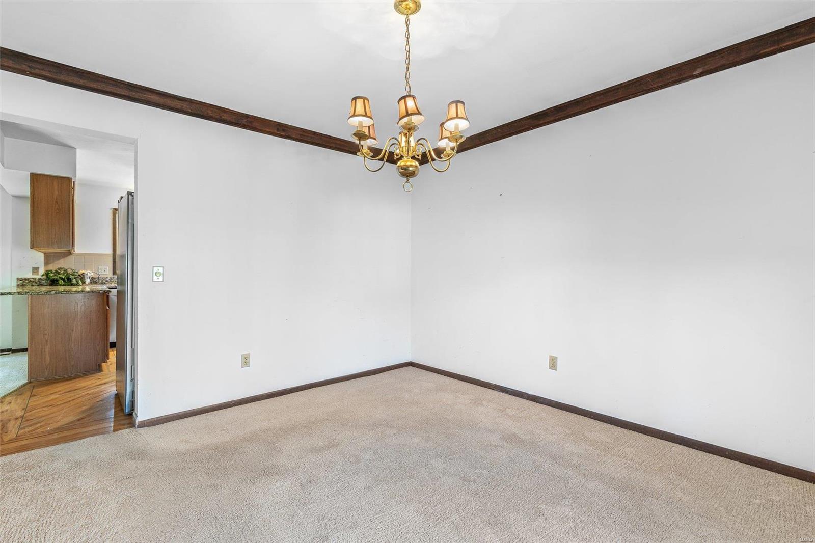 3636 Falcon Ridge Court St. Louis, MO 63129 - Photo 10 of 57 Gallery Image 10