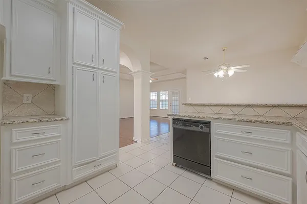 $2,495 | 1189 Lovett Street, Tomball, TX 77375