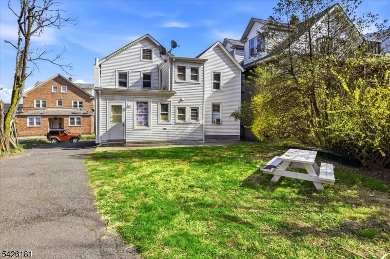 26 Orchard Street Summit, NJ 07901 - Photo 2 of 10