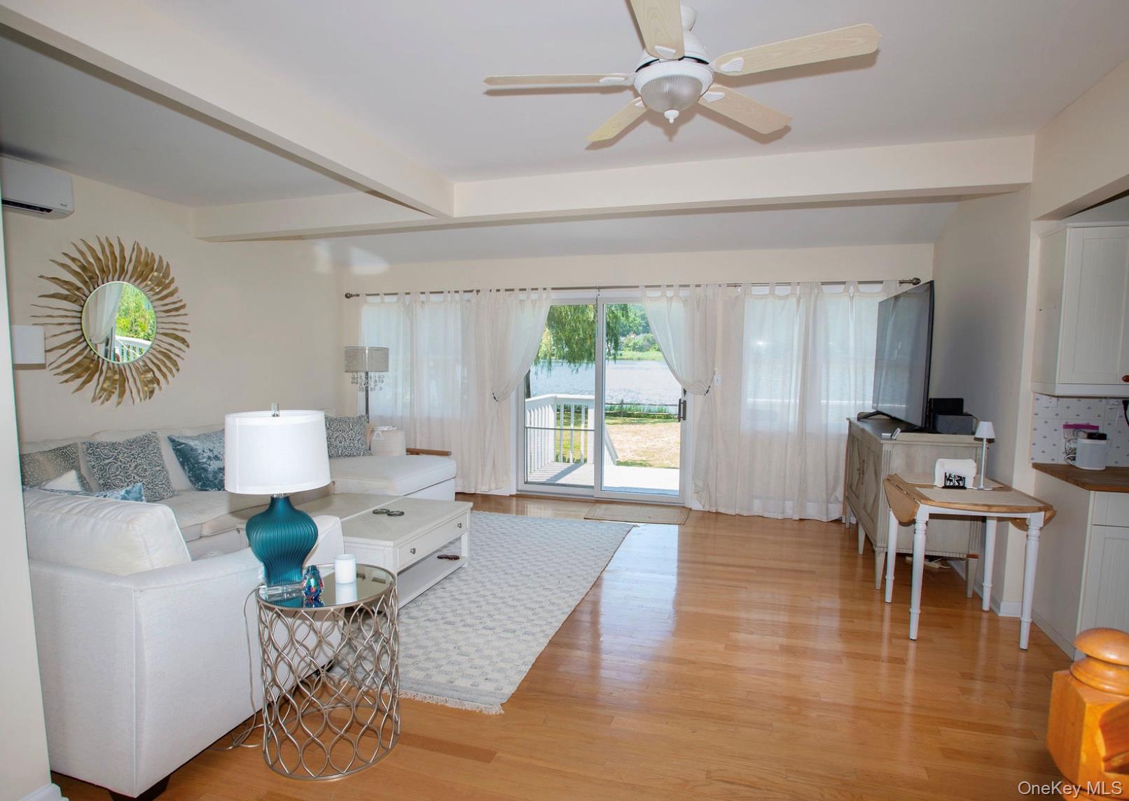 35 Prospect Road Centerport, NY 11721 - Photo 10 of 23