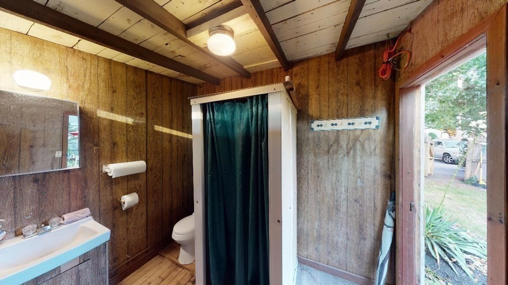 28 Pond Street Wareham, MA 02571 - Photo 34 of 39