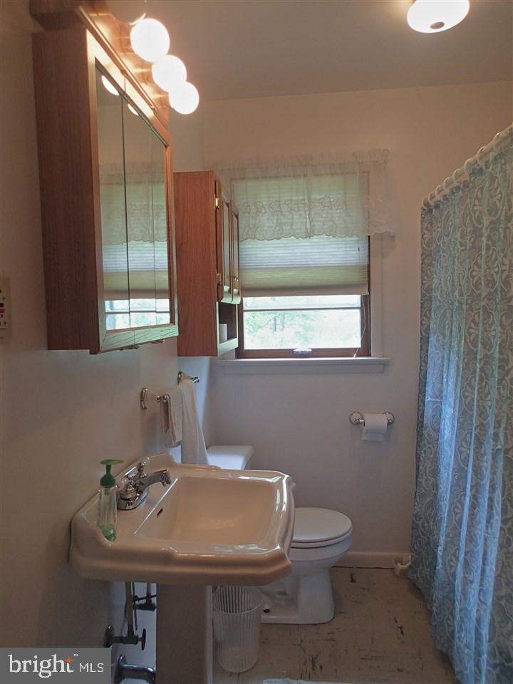 2487 Foxianna Road Middletown, PA 17057 - Photo 13 of 21 Gallery Image 13