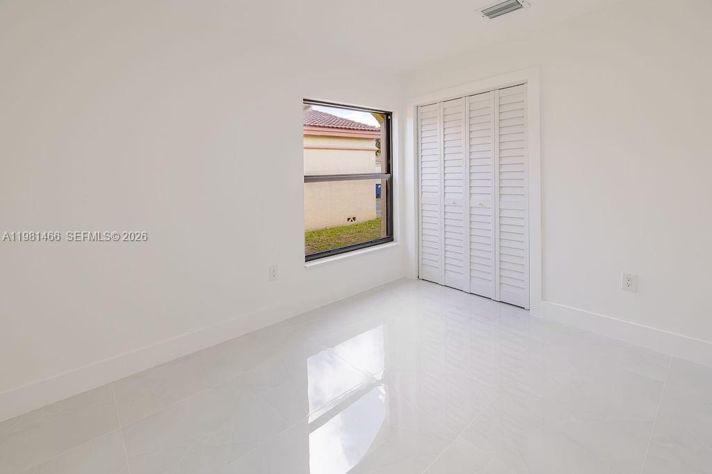 8940 Southwest 4th Terrace Miami, FL 33174 - Photo 12 of 31