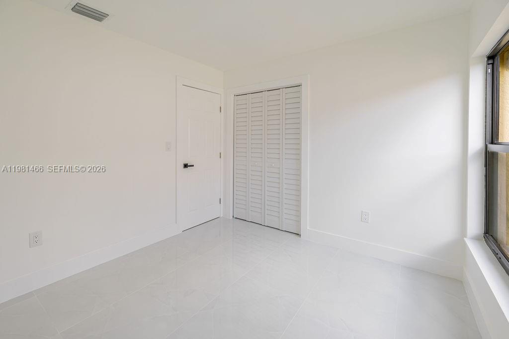 8940 Southwest 4th Terrace Miami, FL 33174 - Photo 14 of 31