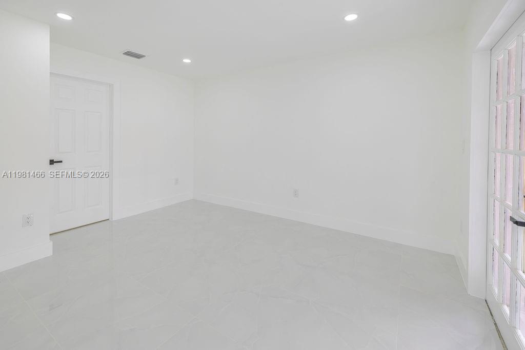 8940 Southwest 4th Terrace Miami, FL 33174 - Photo 16 of 31