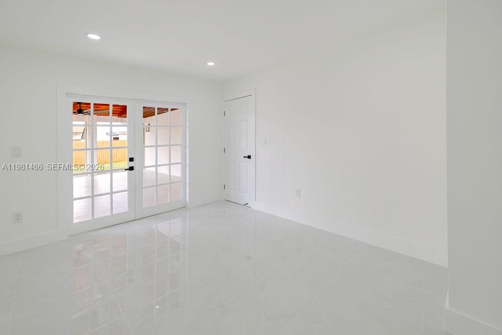 8940 Southwest 4th Terrace Miami, FL 33174 - Photo 17 of 31