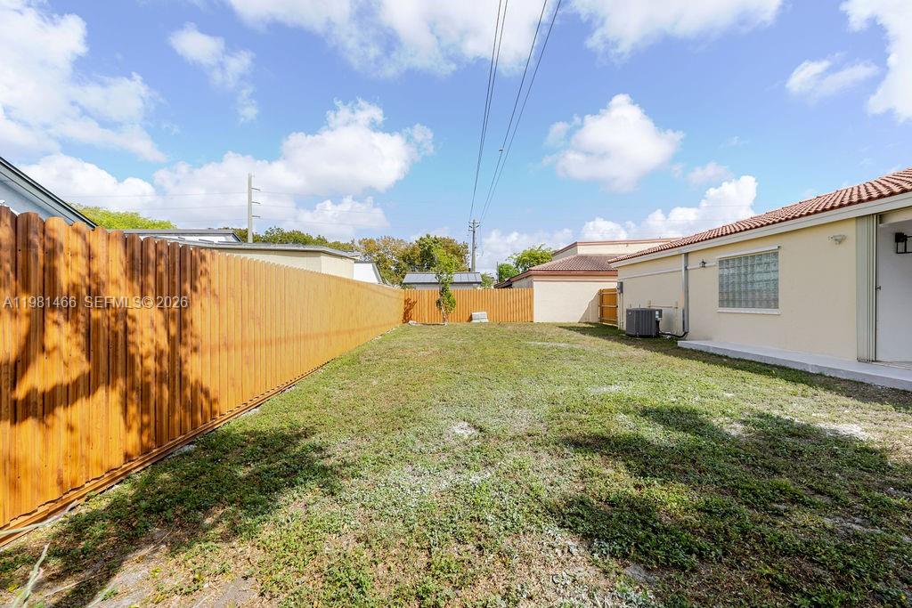 8940 Southwest 4th Terrace Miami, FL 33174 - Photo 27 of 31