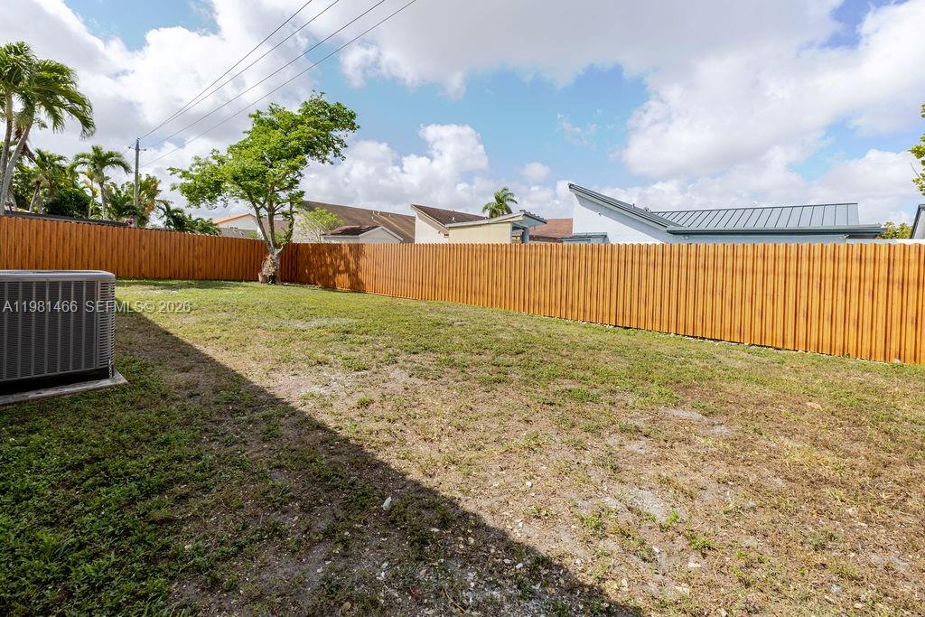 8940 Southwest 4th Terrace Miami, FL 33174 - Photo 29 of 31