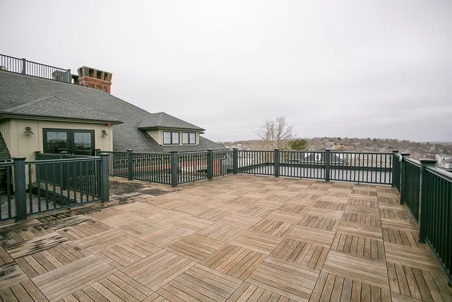 $3,800 | 32 Carey Street, Unit 2C, Newport, RI 02840