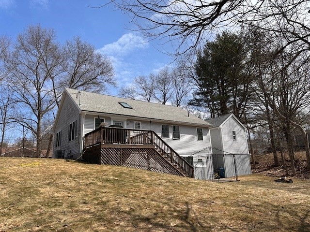 13 Stuart Street Oxford, MA 01540 - Photo 6 of 33