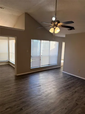 $2,150 | 201 Valley Spring Drive, Arlington, TX 76018