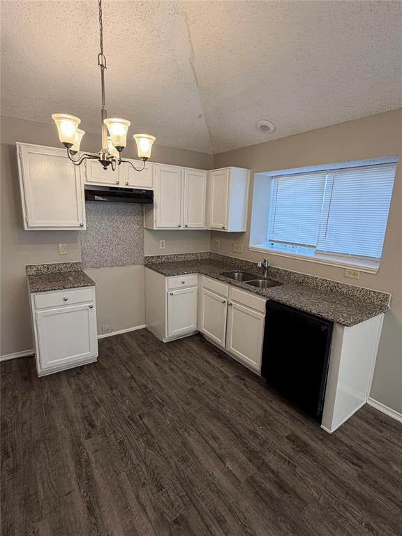 201 Valley Spring Drive Arlington, TX 76018 - Photo 8 of 21