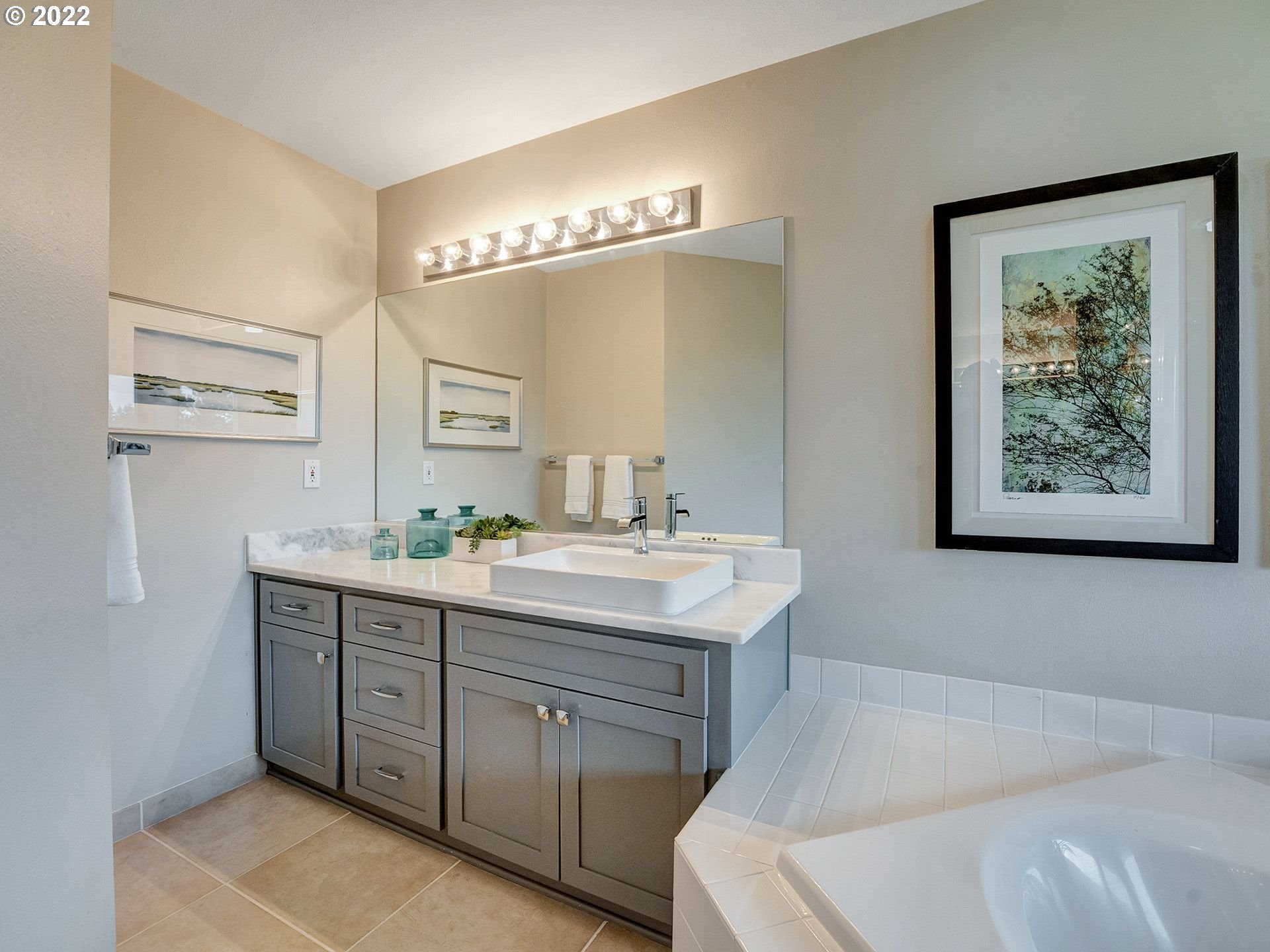 11 Southwest 68th Avenue Portland, OR 97225 - Photo 25 of 32 Gallery Image 25