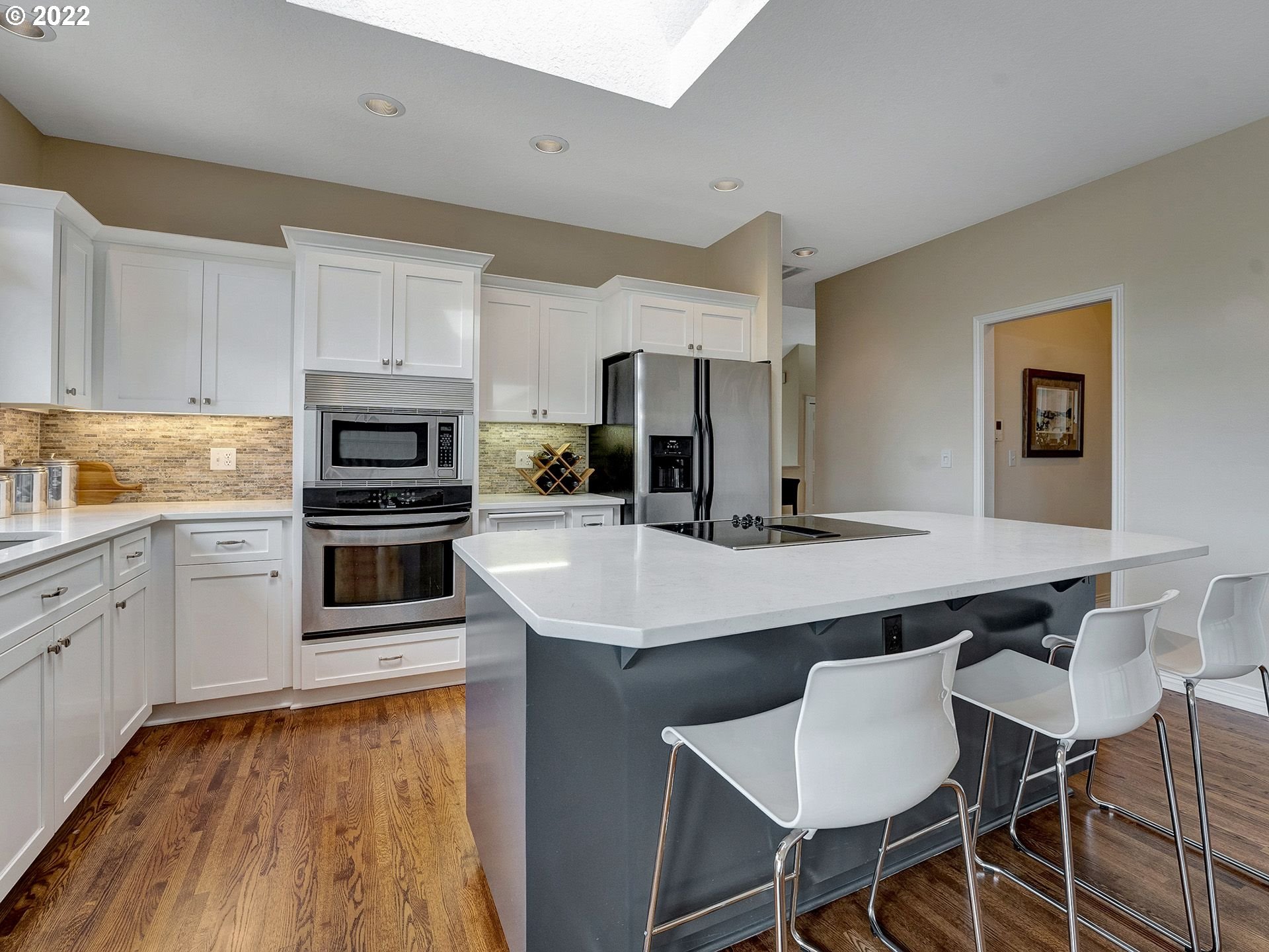 11 Southwest 68th Avenue Portland, OR 97225 - Photo 9 of 32 Gallery Image 9