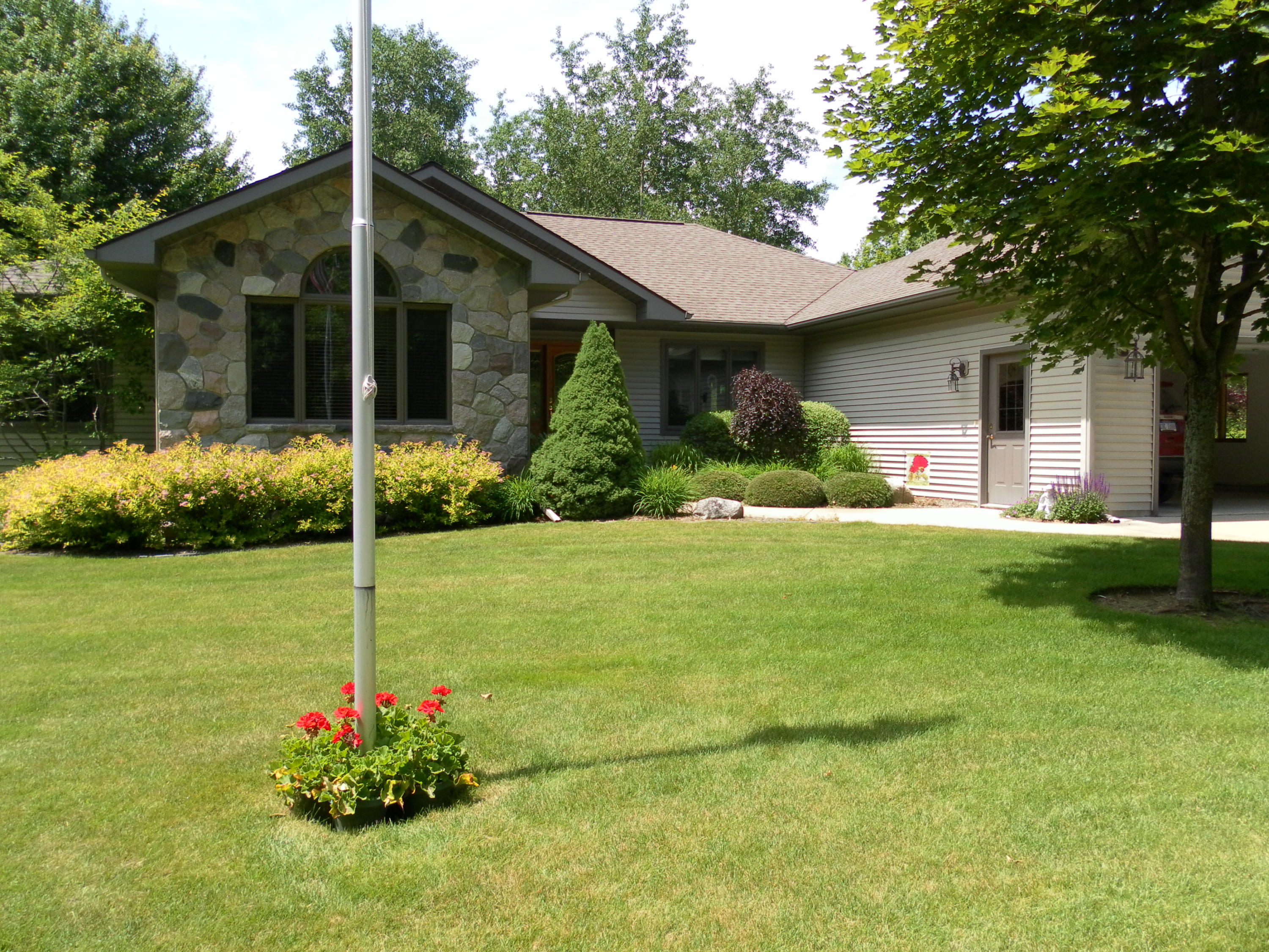 10217 Players View Road Gaylord, MI 49735 - Photo 1 of 19 Gallery Image 1
