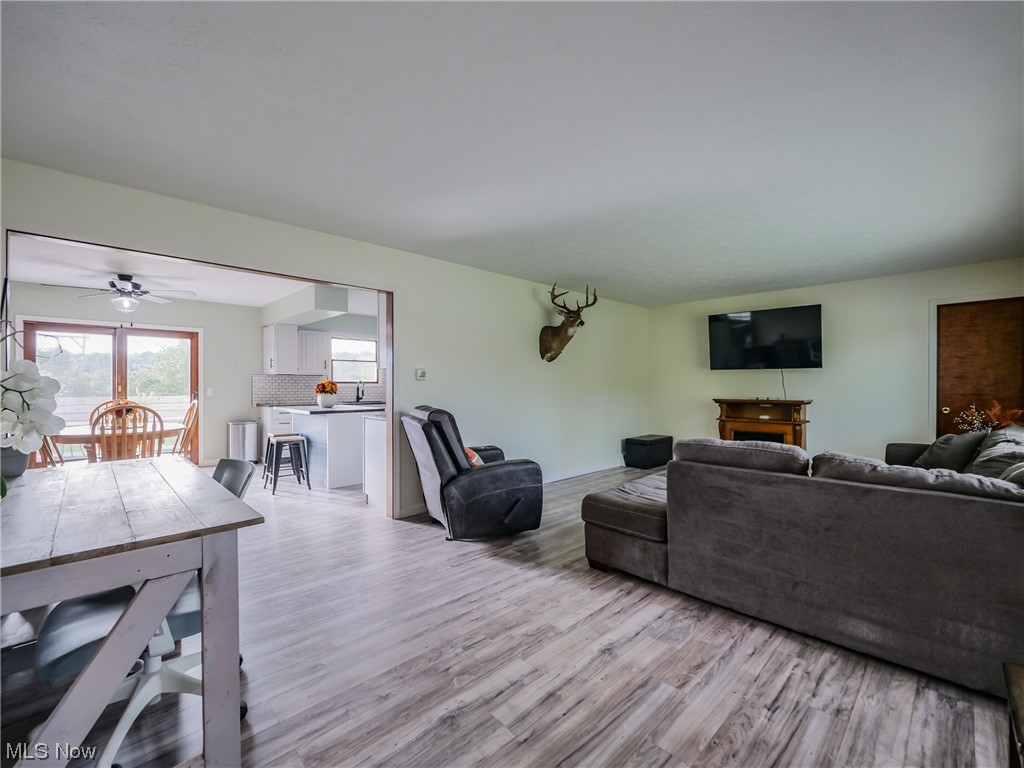 12502 Darrow Road Vermilion, OH 44089 - Photo 13 of 35