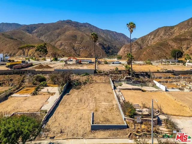 a view of a terrace with a garden