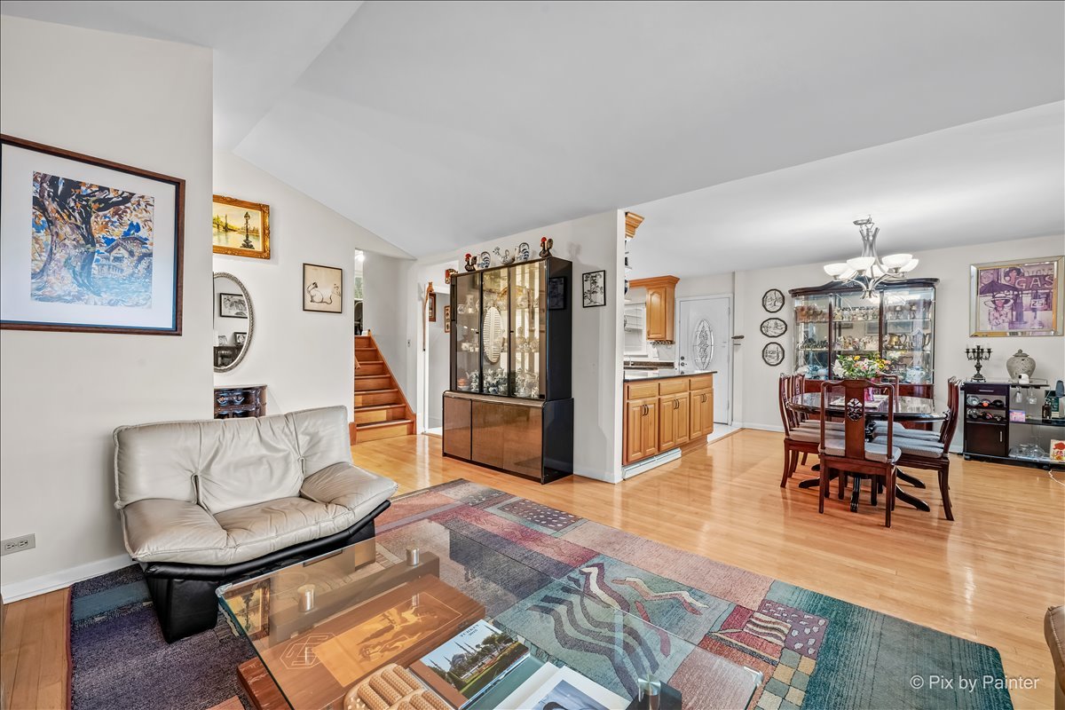 2530 Old Glenview Road Wilmette, IL 60091 - Photo 10 of 35